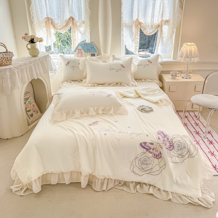 91家纺网 家纺一手货源 找家纺 凯美家居 2025新款超柔亲肤棉夏被回件套 夏被蝶恋花 奶白