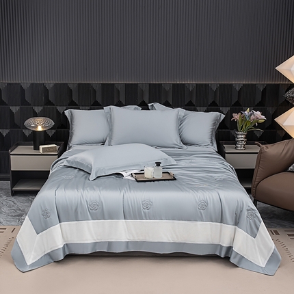 91家纺网 家纺一手货源 找家纺 好阁家纺 2025新款60S夏被 雾蓝