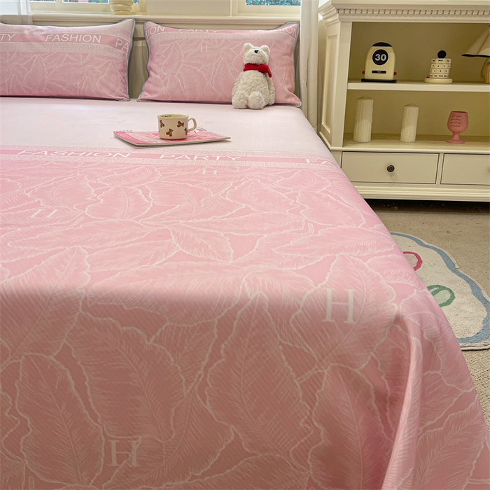 91家纺网 家纺一手货源 找家纺 星座家纺 2025新款斜纹提花凉感丝凉席床单款三件套 叶之语-粉