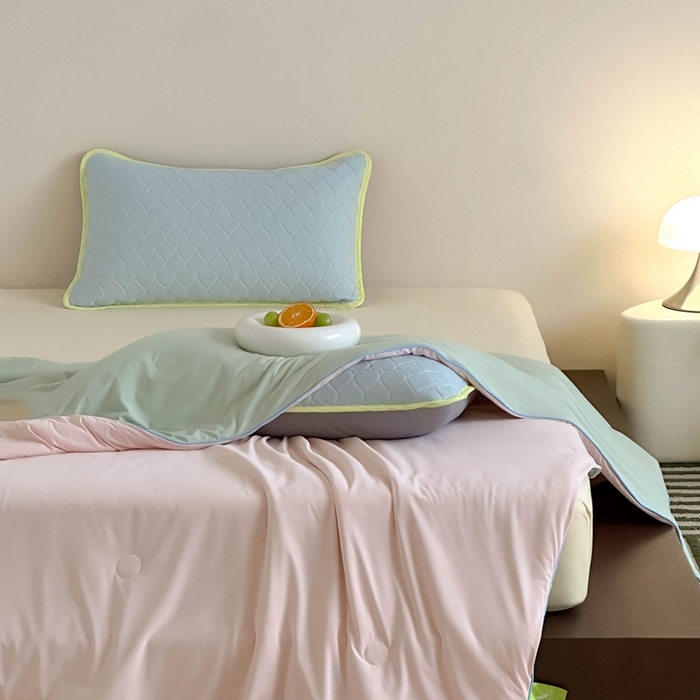 91家纺网 家纺一手货源 找家纺 顾里2025新款冰皮抗菌凉感被 芭乐茉莉