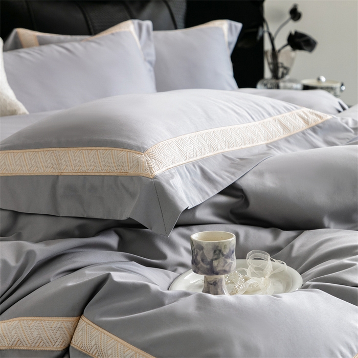 91家纺网 家纺一手货源 找家纺 2025新款全棉长绒棉刺绣四件套-时光 时光-灰