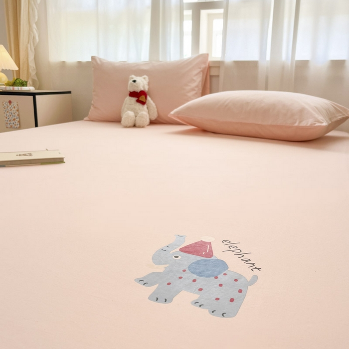 91家纺网 家纺一手货源 找家纺 （总）泽西2025新品A类13376全棉可爱风卡通烫画单床笠枕套三件套