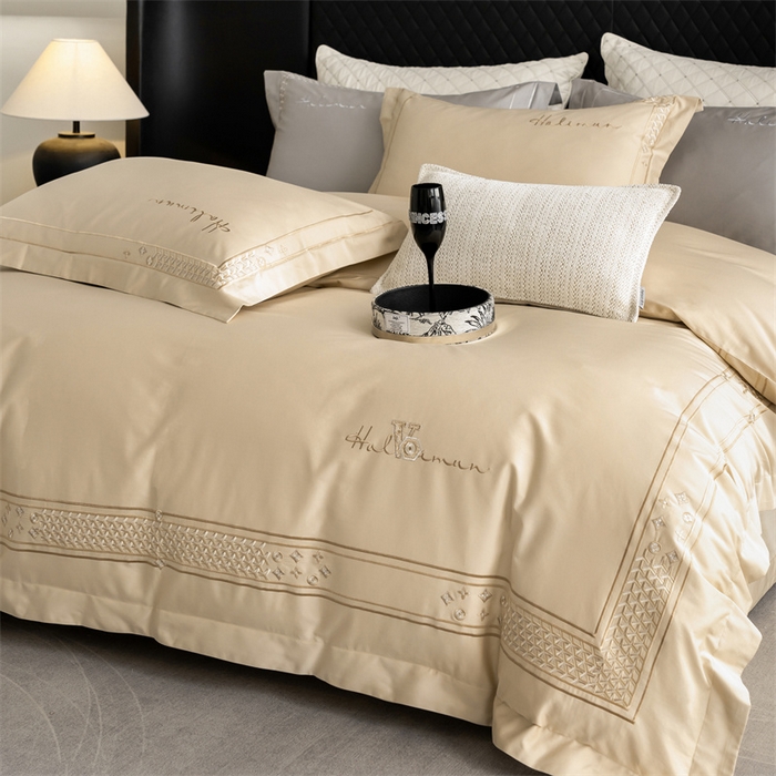 91家纺网 家纺一手货源 找家纺 保罗圣迪奥 2025新款全棉长绒棉刺绣四件套-星光 星光-金