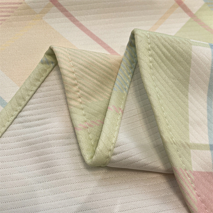 91家纺网 家纺一手货源 找家纺 星座家纺 2025新款斜纹提花凉感丝凉席床单款三件套 爱心气泡粉