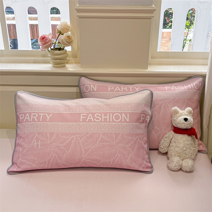 91家纺网 家纺一手货源 找家纺 星座家纺 2025新款斜纹提花凉感丝凉席床单款三件套 叶之语-粉