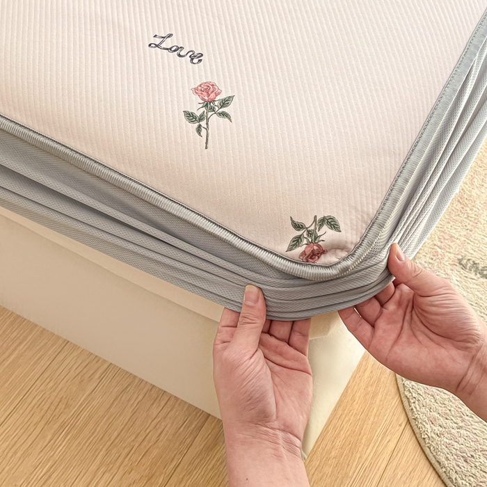 91家纺网 家纺一手货源 找家纺 星座家纺 2025新款斜纹提花凉感丝凉席床笠款三件套 床笠-尤克克里粉