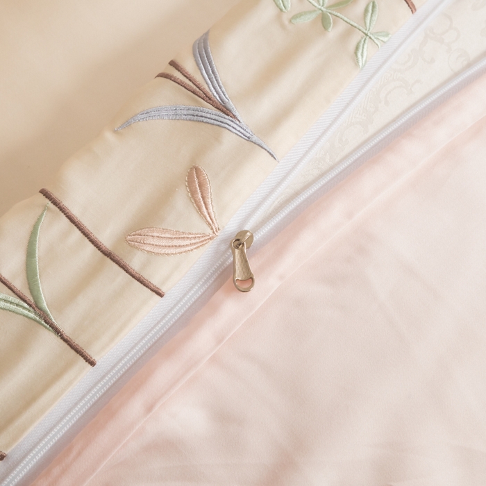 91家纺网 家纺一手货源 找家纺 618家纺 2025新款60S100支进口兰精天丝四件套-初夏 天丝初夏粉玉