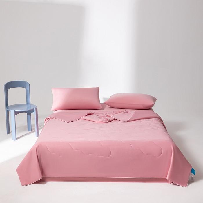 91家纺网 家纺一手货源 找家纺 样样红被业 2025新款抗菌凉感丝夏被 豆沙色