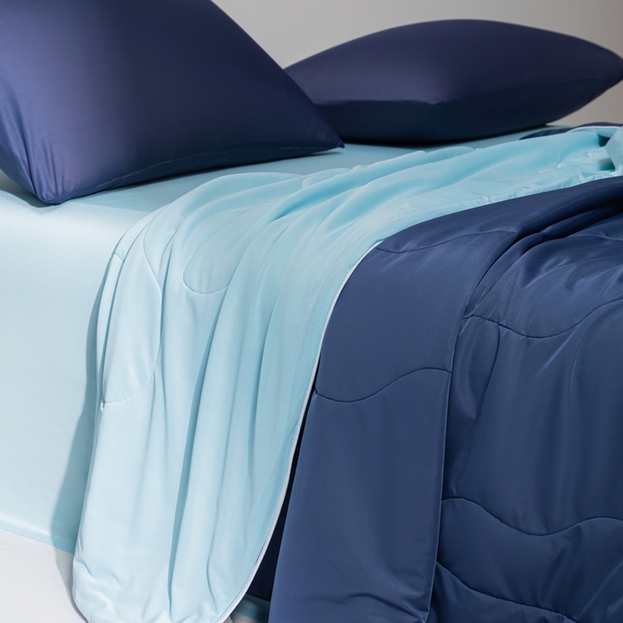 91家纺网 家纺一手货源 找家纺 样样红被业 2025新款抗菌凉感丝夏被 深蓝+天蓝