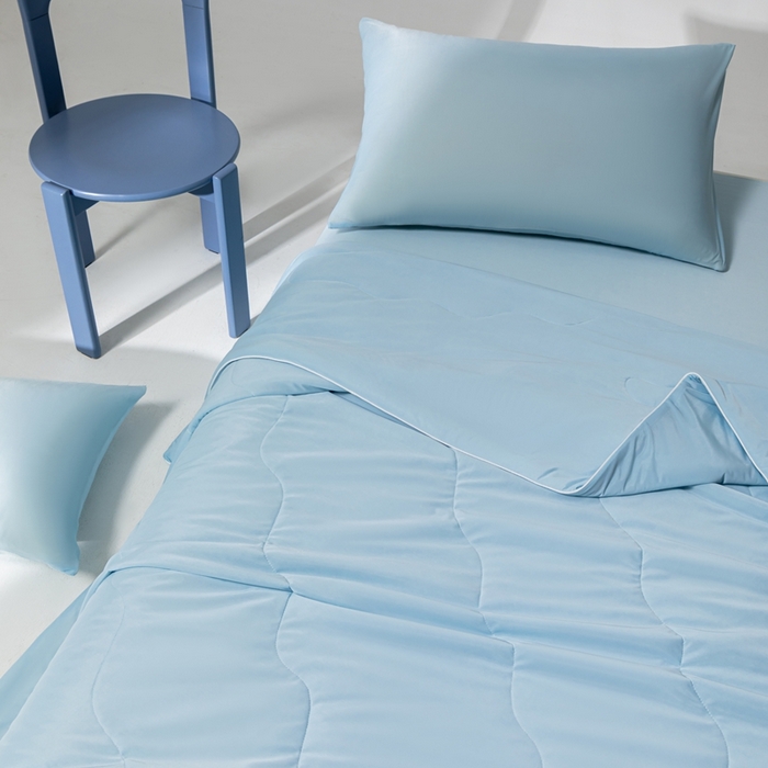 91家纺网 家纺一手货源 找家纺 样样红被业 2025新款抗菌凉感丝夏被 蓝色