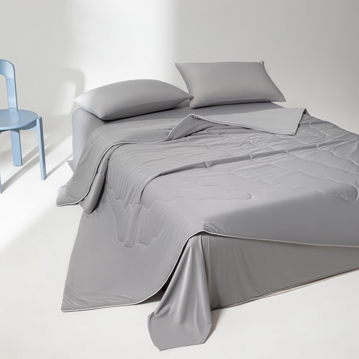 91家纺网 家纺一手货源 找家纺 样样红被业 2025新款抗菌凉感丝夏被 灰色