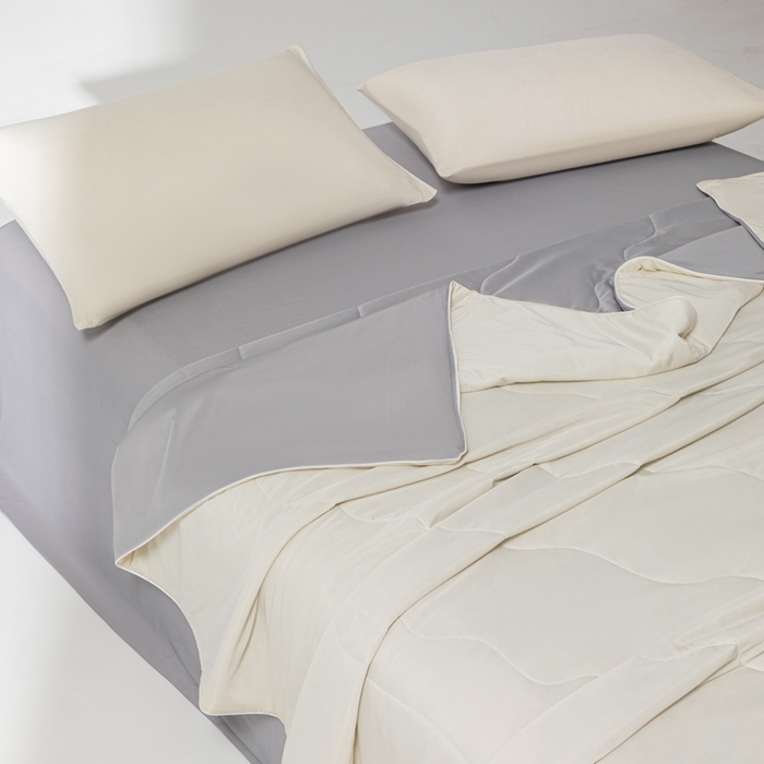 91家纺网 家纺一手货源 找家纺 样样红被业 2025新款抗菌凉感丝夏被 米+灰