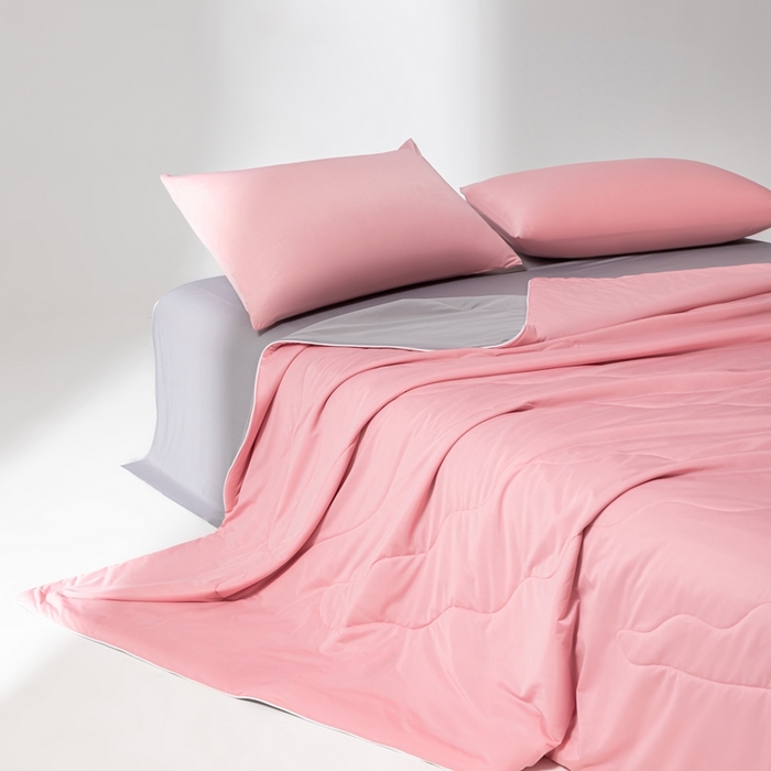 91家纺网 家纺一手货源 找家纺 样样红被业 2025新款抗菌凉感丝夏被 豆沙+灰