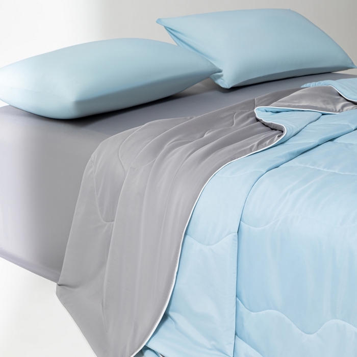 91家纺网 家纺一手货源 找家纺 样样红被业 2025新款抗菌凉感丝夏被 蓝+灰色