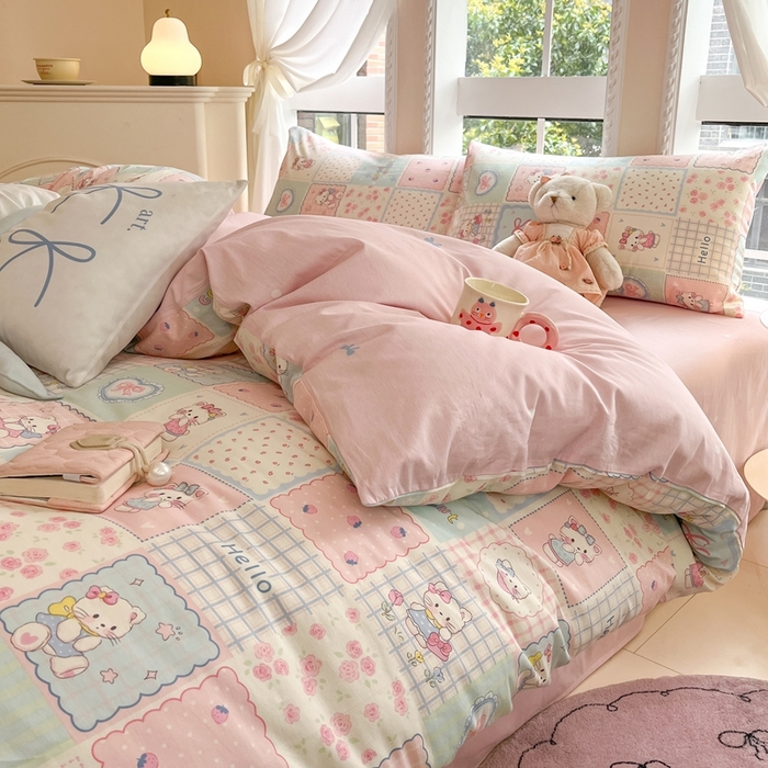 91家纺网 家纺一手货源 找家纺 Sweet dreams甜梦 2025新款全棉印花卡通小清新四件套 格子猫猫