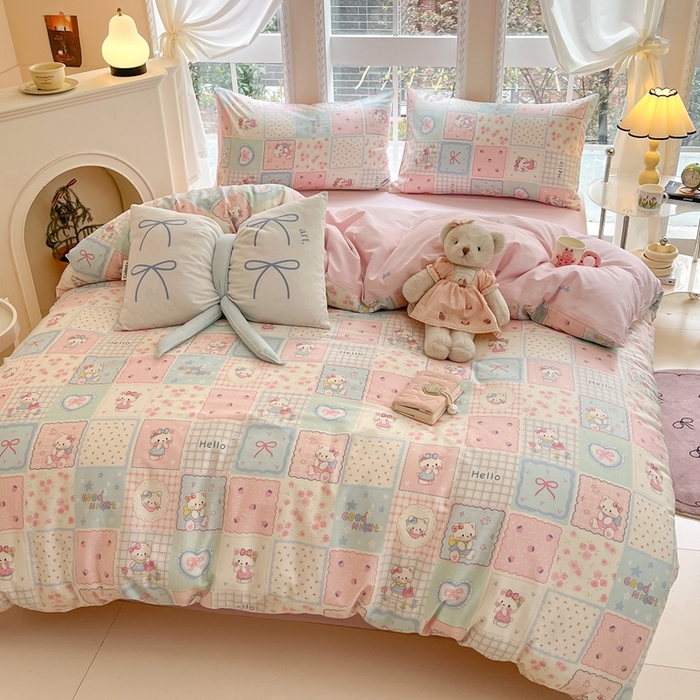 91家纺网 家纺一手货源 找家纺 Sweet dreams甜梦 2025新款全棉印花卡通小清新四件套 格子猫猫