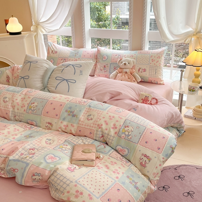 91家纺网 家纺一手货源 找家纺 Sweet dreams甜梦 2025新款全棉印花卡通小清新四件套 格子猫猫