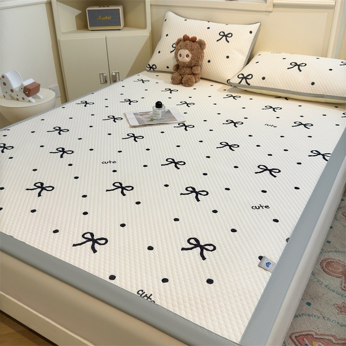 91家纺网 家纺一手货源 找家纺 喜居 2025新款A类凉感豆豆席印花款凉席 波点蝴蝶结