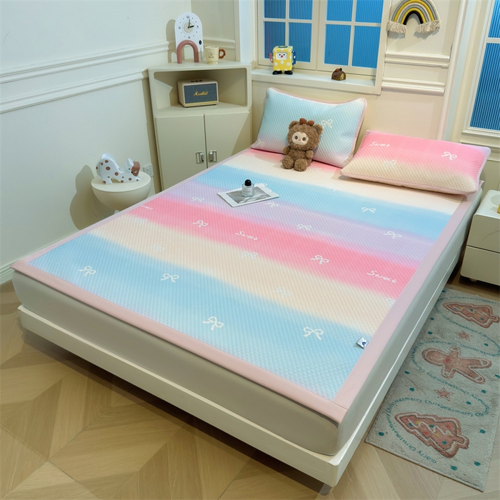 91家纺网 家纺一手货源 找家纺 喜居 2025新款A类凉感豆豆席印花款凉席 彩云端