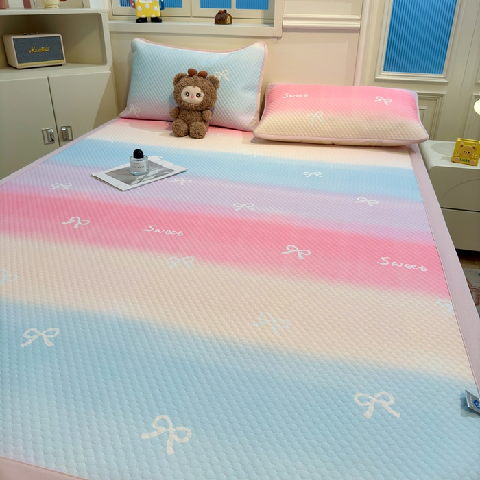 91家纺网 家纺一手货源 找家纺 喜居 2025新款A类凉感豆豆席印花款凉席 彩云端