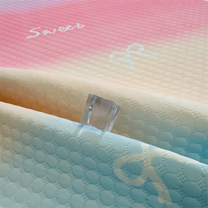 91家纺网 家纺一手货源 找家纺 喜居 2025新款A类凉感豆豆席印花款凉席 彩云端