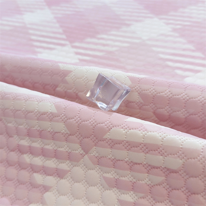 91家纺网 家纺一手货源 找家纺 喜居 2025新款A类凉感豆豆席印花款凉席 晨曦粉