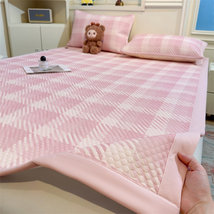 91家纺网 家纺一手货源 找家纺 喜居 2025新款A类凉感豆豆席印花款凉席 晨曦粉