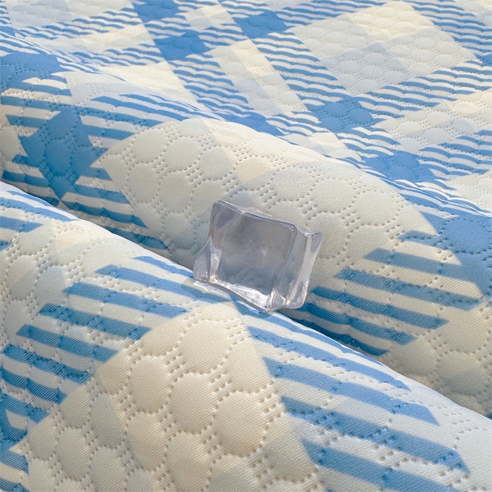 91家纺网 家纺一手货源 找家纺 喜居 2025新款A类凉感豆豆席印花款凉席 晨曦蓝