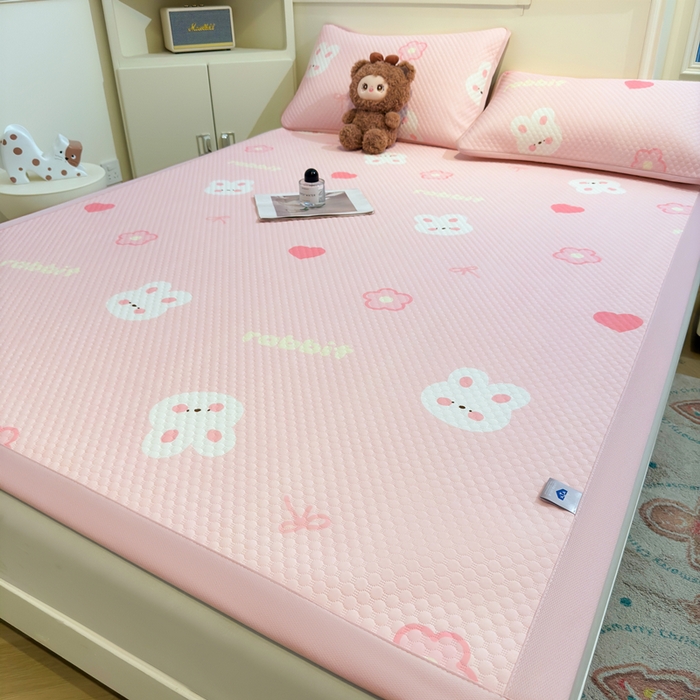 91家纺网 家纺一手货源 找家纺 喜居 2025新款A类凉感豆豆席印花款凉席 粉小兔