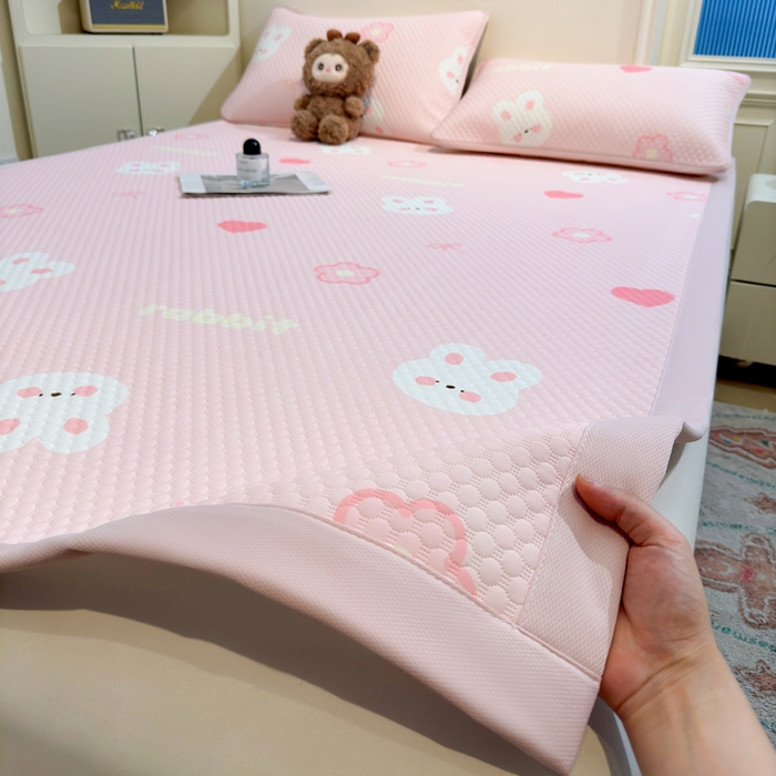 91家纺网 家纺一手货源 找家纺 喜居 2025新款A类凉感豆豆席印花款凉席 粉小兔