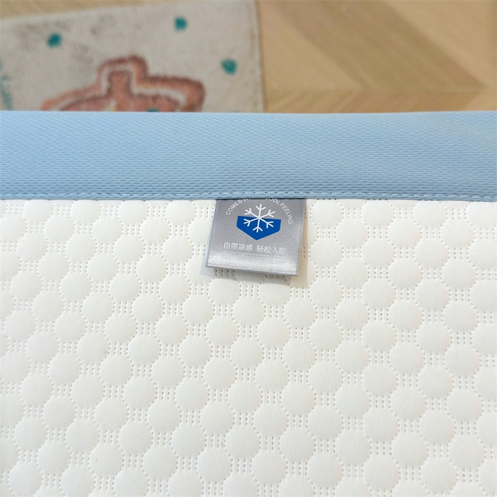 91家纺网 家纺一手货源 找家纺 喜居 2025新款A类凉感豆豆席印花款凉席 萌小熊