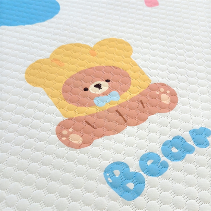 91家纺网 家纺一手货源 找家纺 喜居 2025新款A类凉感豆豆席印花款凉席 萌小熊