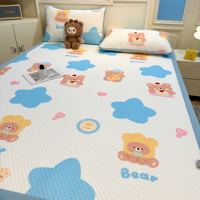 91家纺网 家纺一手货源 找家纺 喜居 2025新款A类凉感豆豆席印花款凉席 萌小熊