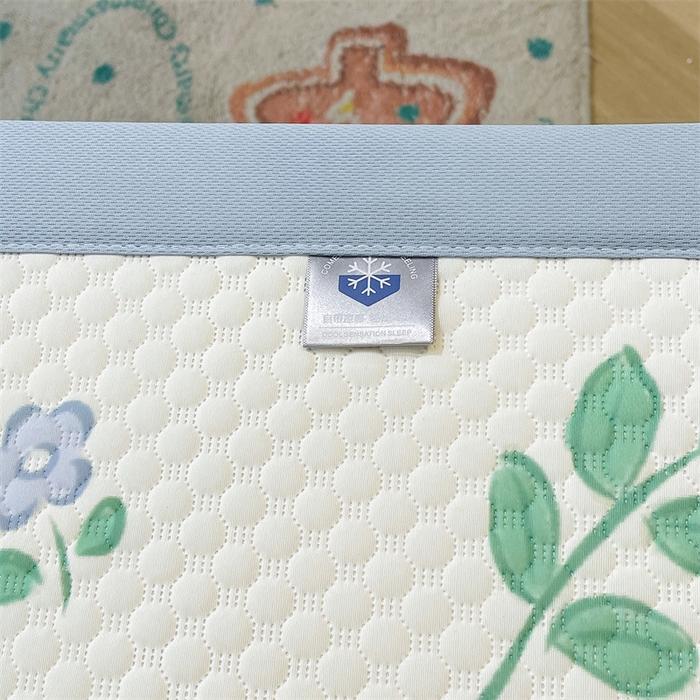 91家纺网 家纺一手货源 找家纺 喜居 2025新款A类凉感豆豆席印花款凉席 奶呼呼