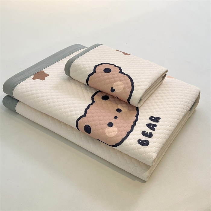 91家纺网 家纺一手货源 找家纺 喜居 2025新款A类凉感豆豆席印花款凉席 小熊宝