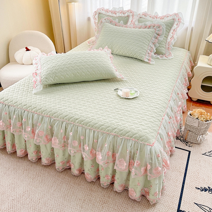 91家纺网 家纺一手货源 找家纺 罗艺轩 2025新款A类珍珠棉花边床裙四件套-梦幻花园 梦幻花园-碧草绿