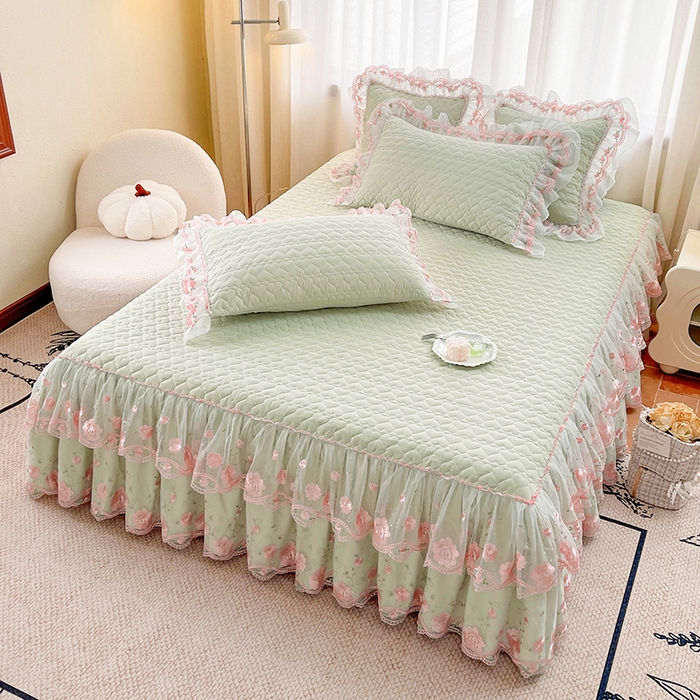 91家纺网 家纺一手货源 找家纺 罗艺轩 2025新款A类珍珠棉花边床裙四件套-梦幻花园 梦幻花园-碧草绿