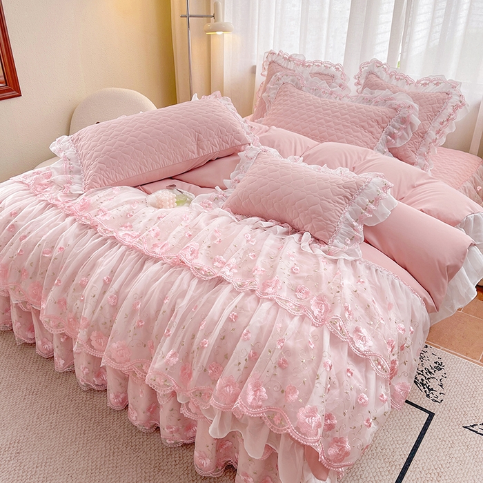 91家纺网 家纺一手货源 找家纺 罗艺轩 2025新款A类珍珠棉花边床裙四件套-梦幻花园 梦幻花园-豆沙