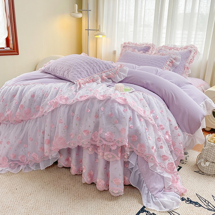 91家纺网 家纺一手货源 找家纺 罗艺轩 2025新款A类珍珠棉花边床裙四件套-梦幻花园 梦幻花园-香芋紫