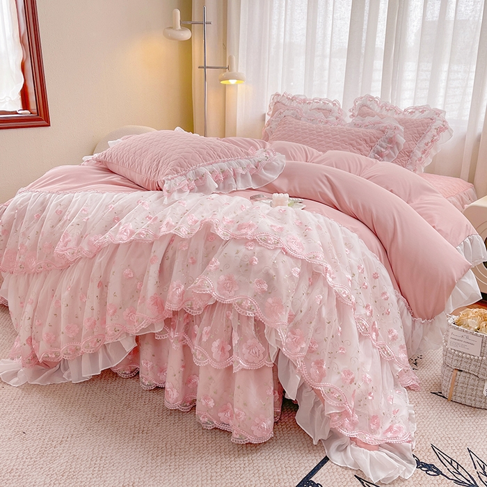 91家纺网 家纺一手货源 找家纺 罗艺轩 2025新款A类珍珠棉花边床裙四件套-梦幻花园 梦幻花园-豆沙