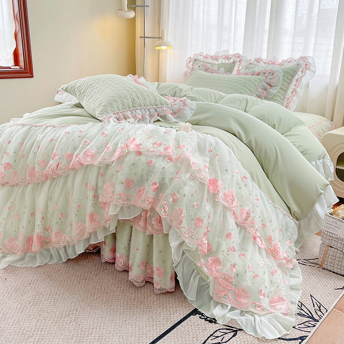 91家纺网 家纺一手货源 找家纺 罗艺轩 2025新款A类珍珠棉花边床裙四件套-梦幻花园 梦幻花园-碧草绿