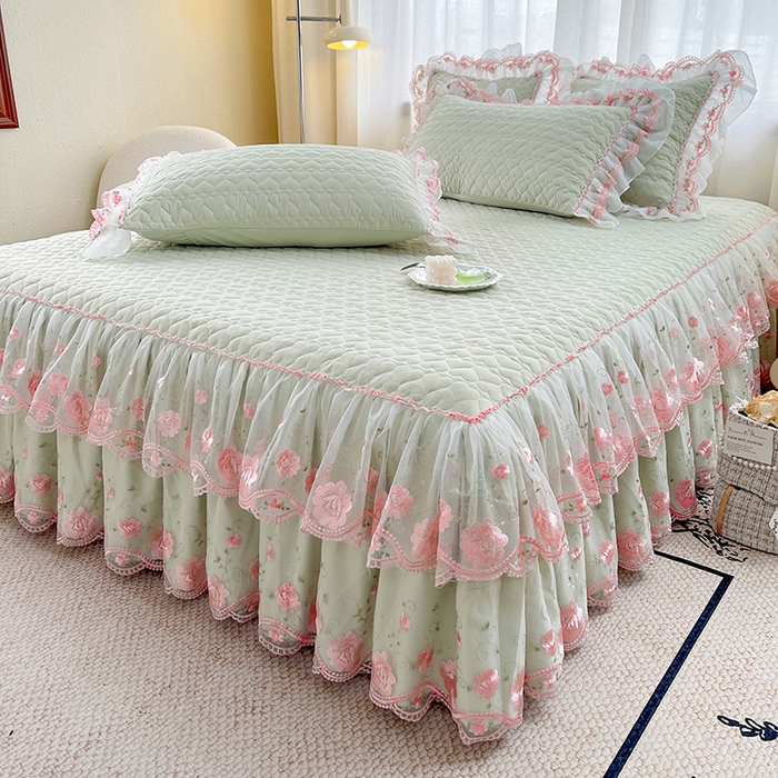 91家纺网 家纺一手货源 找家纺 罗艺轩 2025新款A类珍珠棉花边床裙四件套-梦幻花园 梦幻花园-碧草绿