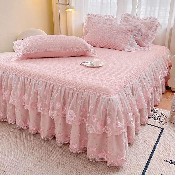 91家纺网 家纺一手货源 找家纺 罗艺轩 2025新款A类珍珠棉花边床裙三件套-梦幻花园 梦幻花园-豆沙