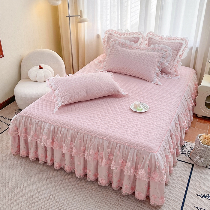 91家纺网 家纺一手货源 找家纺 罗艺轩 2025新款A类珍珠棉花边床裙三件套-梦幻花园 梦幻花园-粉