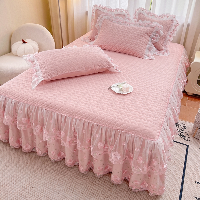 91家纺网 家纺一手货源 找家纺 罗艺轩 2025新款A类珍珠棉花边床裙三件套-梦幻花园 梦幻花园-豆沙