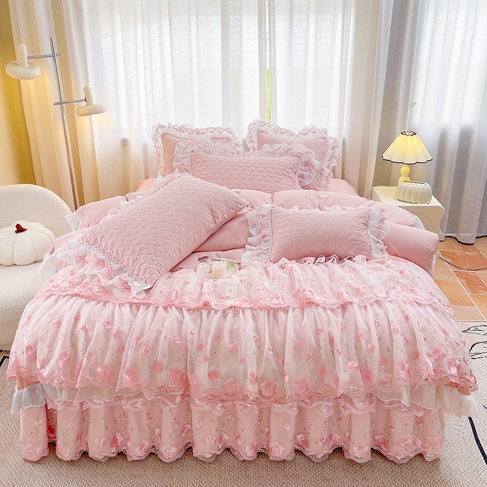 91家纺网 家纺一手货源 找家纺 （总）罗艺轩 2025新款A类珍珠棉花边床裙四件套-梦幻花园