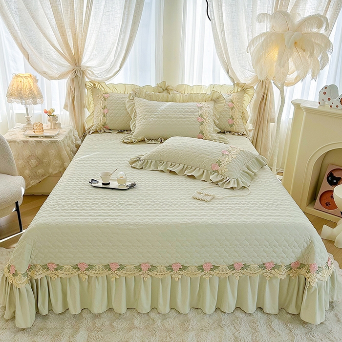 91家纺网 家纺一手货源 找家纺 罗艺轩 2025新款A类珍珠棉全夹棉床盖款四件套-玫瑰之恋 玫瑰之恋-碧草绿