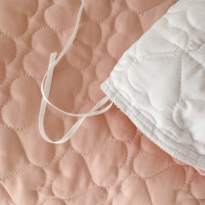 91家纺网 家纺一手货源 找家纺 罗艺轩 2025新款A类珍珠棉全夹棉床盖款四件套-玫瑰之恋 玫瑰之恋-豆沙