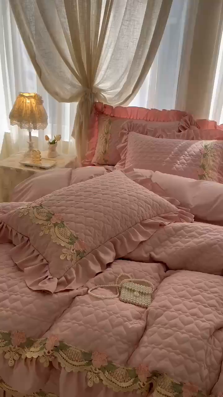 91家纺网 家纺一手货源 找家纺 罗艺轩 2025新款A类珍珠棉全夹棉床盖款四件套-玫瑰之恋 玫瑰之恋-豆沙