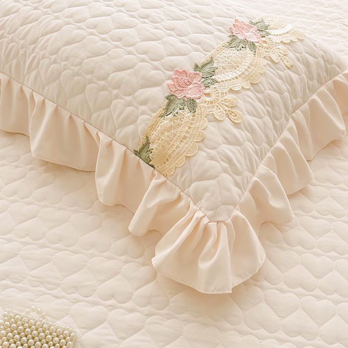 91家纺网 家纺一手货源 找家纺 罗艺轩 2025新款A类珍珠棉全夹棉床盖款四件套-玫瑰之恋 玫瑰之恋-荷花白